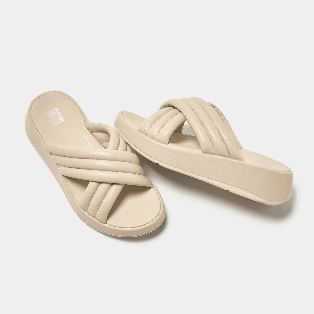 รองเท้าแตะแบบสวม ผู้หญิง รุ่น F-MODE PADDED LEATHER FLATFORM CROSS SLIDES