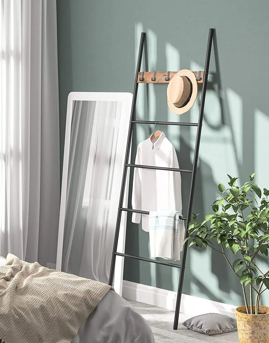 5-Tier Towel Ladder Quilts Rack with 5 Removable Hooks for Bathroom, Bedroom and Laundry Room