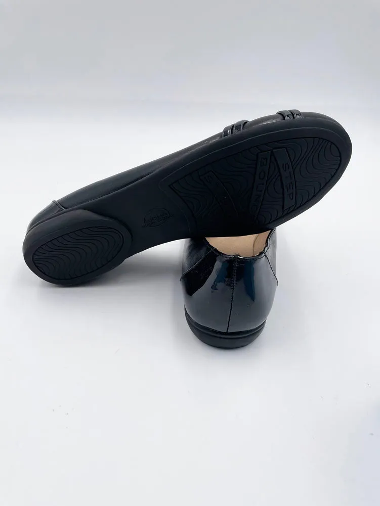 Aliza Arizona in Patent Black by Life Stride