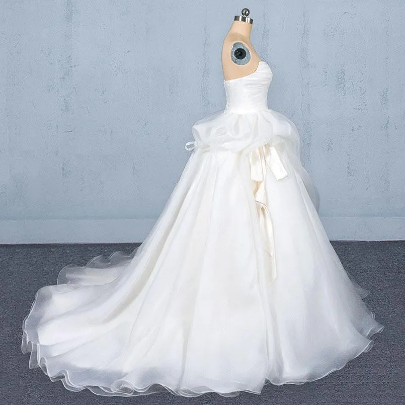 Ball Gown Sweetheart Tulle Ivory Wedding Dress, Gorgeous Sweep Train Bridal Dresses UQ2350