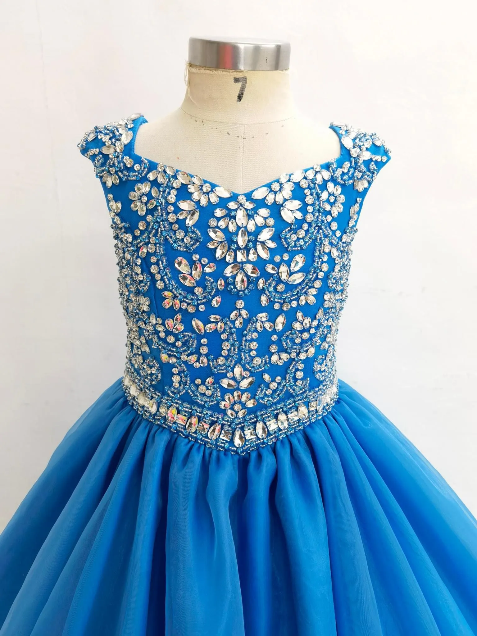 Best Beauty Flower Girl Elegant Ball Gown