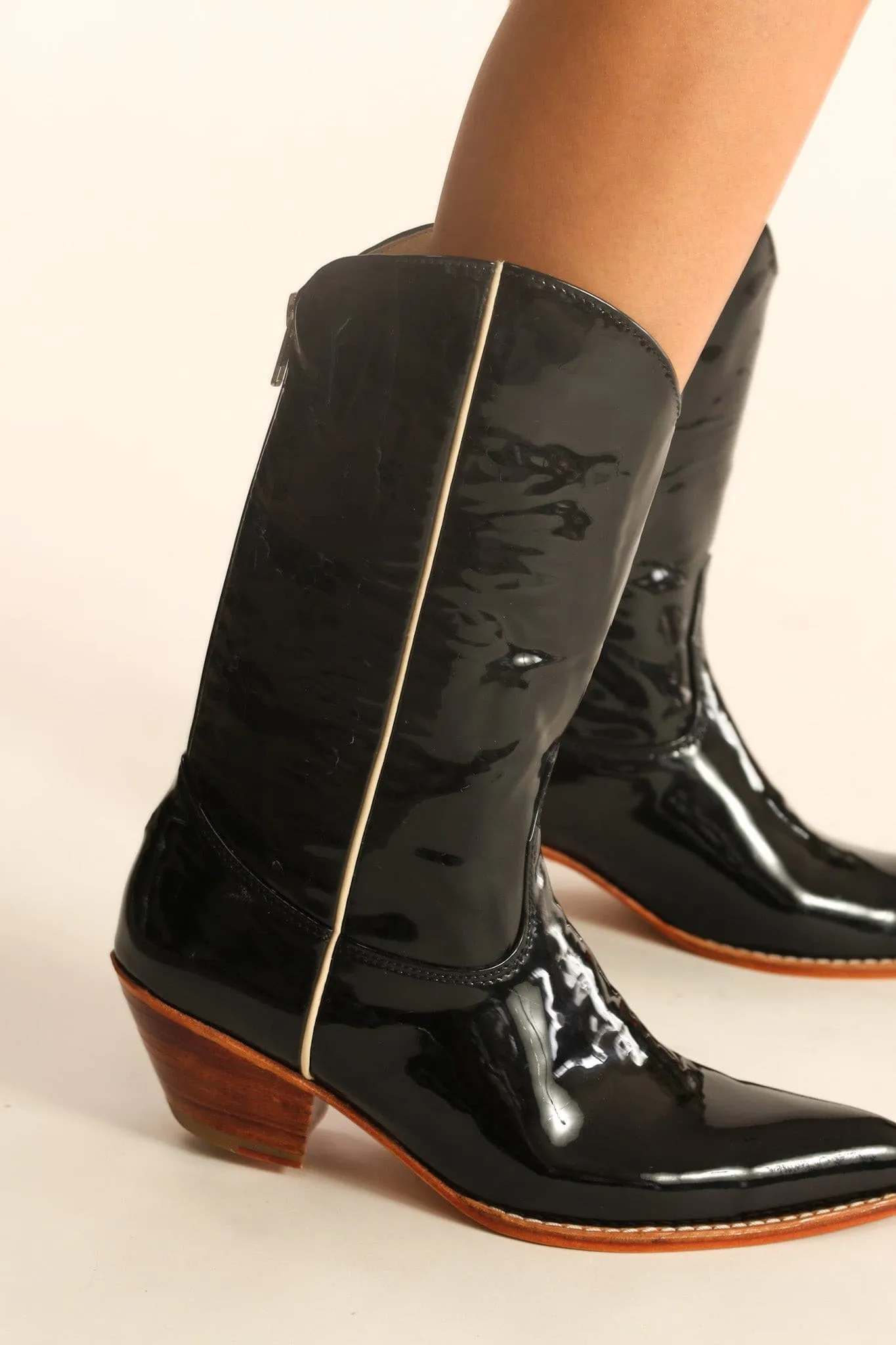 BLACK PATENT WESTERN BOOTS WAKANDA