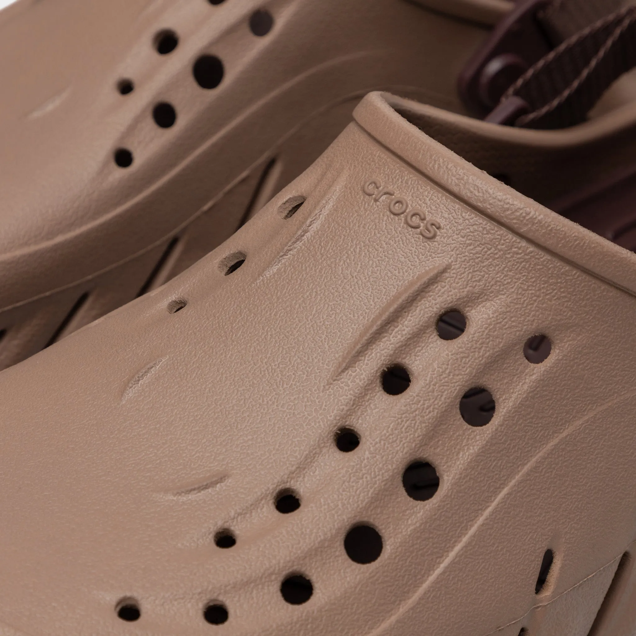 Crocs Echo Clog / Latte