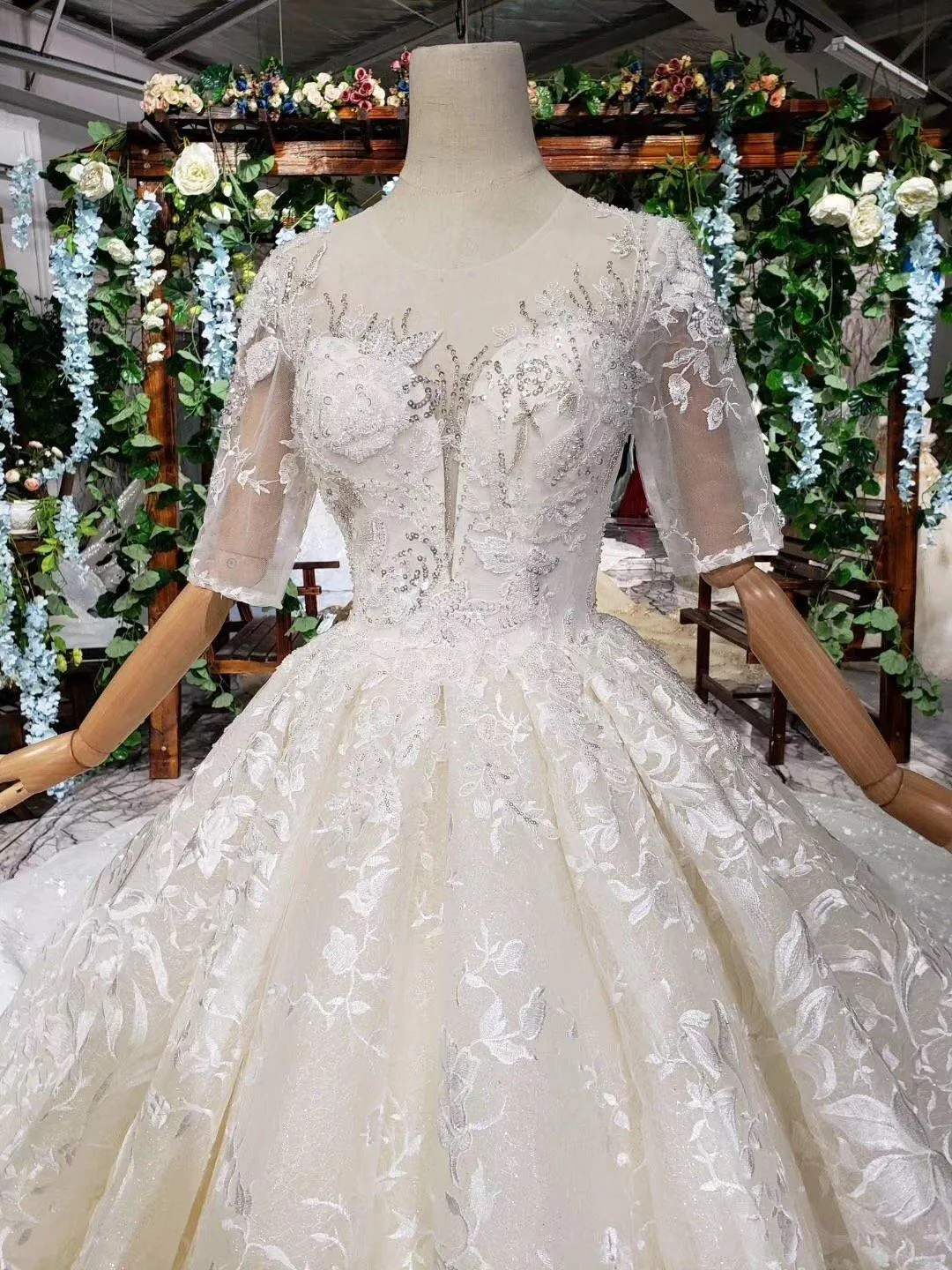 Elegant Half Sleeves Ball Gown Lace Sweetheart Wedding Dress  WD379