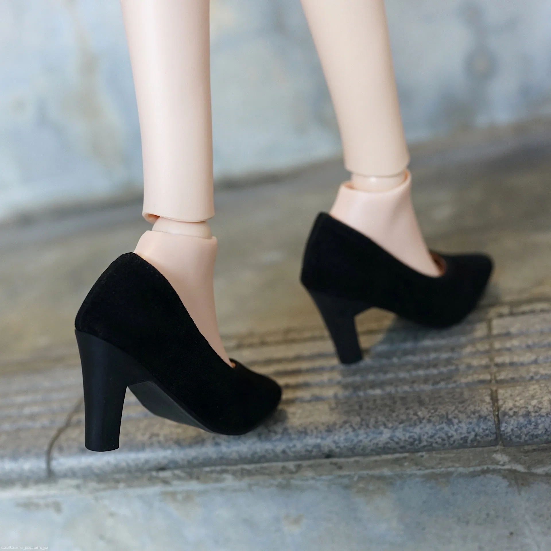 High Heel Shoes (Black)