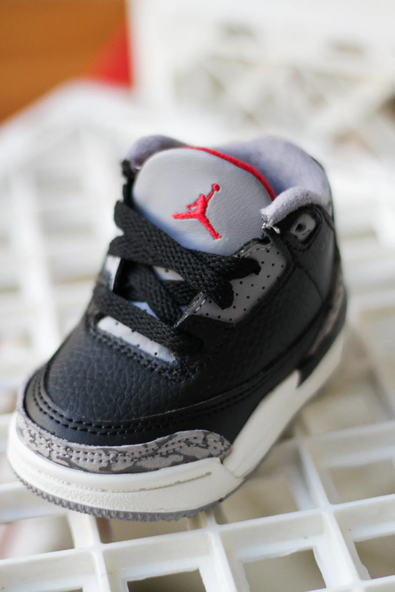 JORDAN 3 RETRO (TD) "BLACK CEMENT"