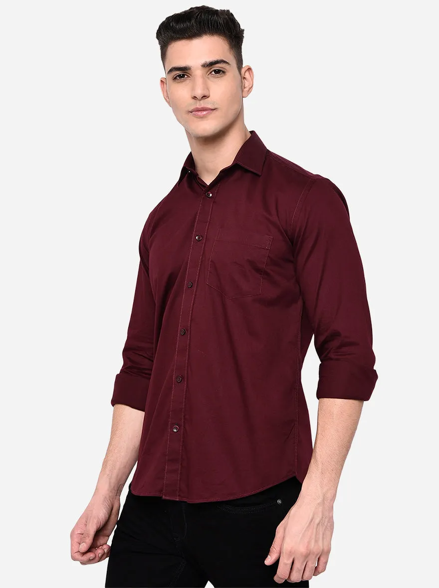 Maroon Solid Slim Fit Casual Shirt | JadeBlue