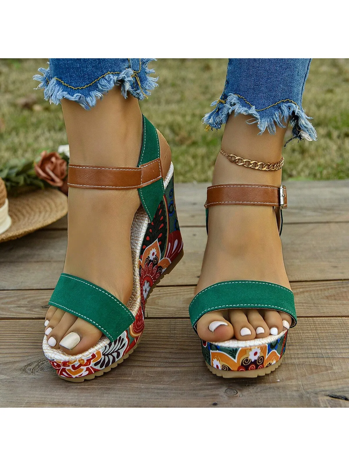 New Arrival Style Canvas High Heeled Wedge Sole Sandals