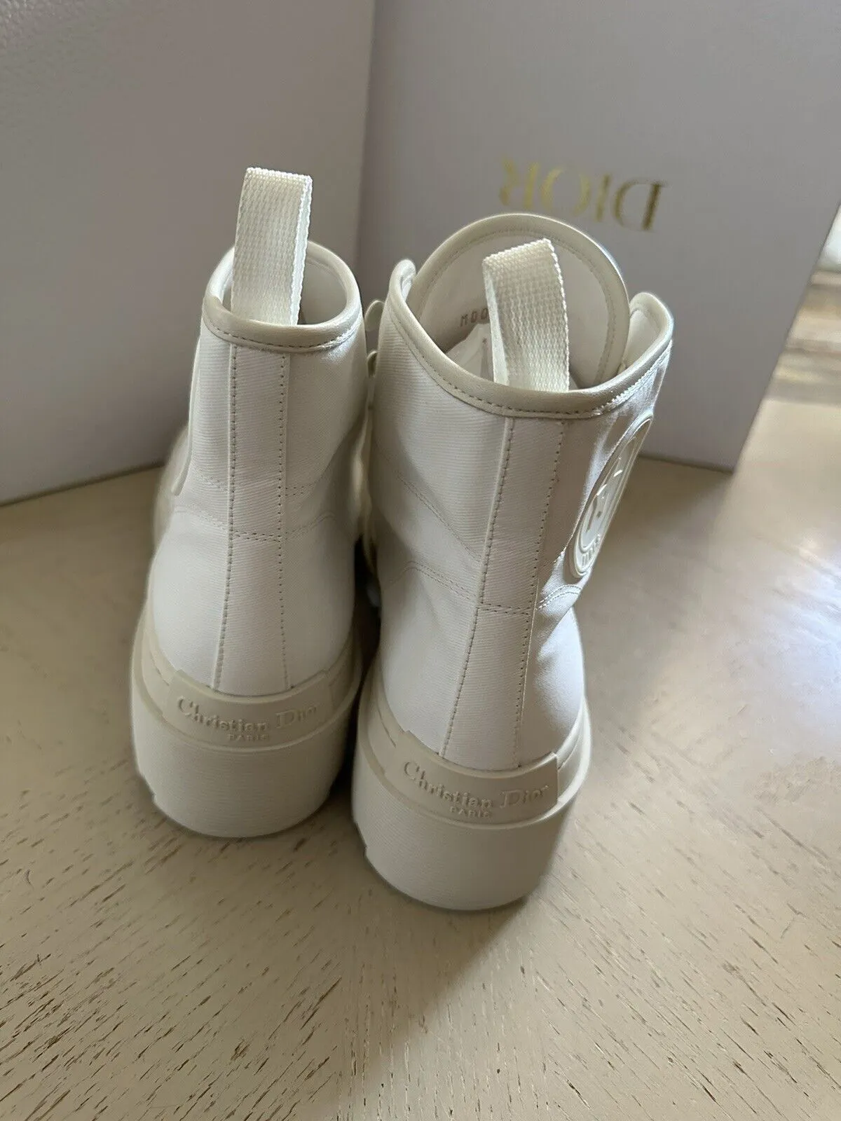 NIB $1290 CHRISTIAN DIORD-Rise Chunky Ankle Boots White 41/11