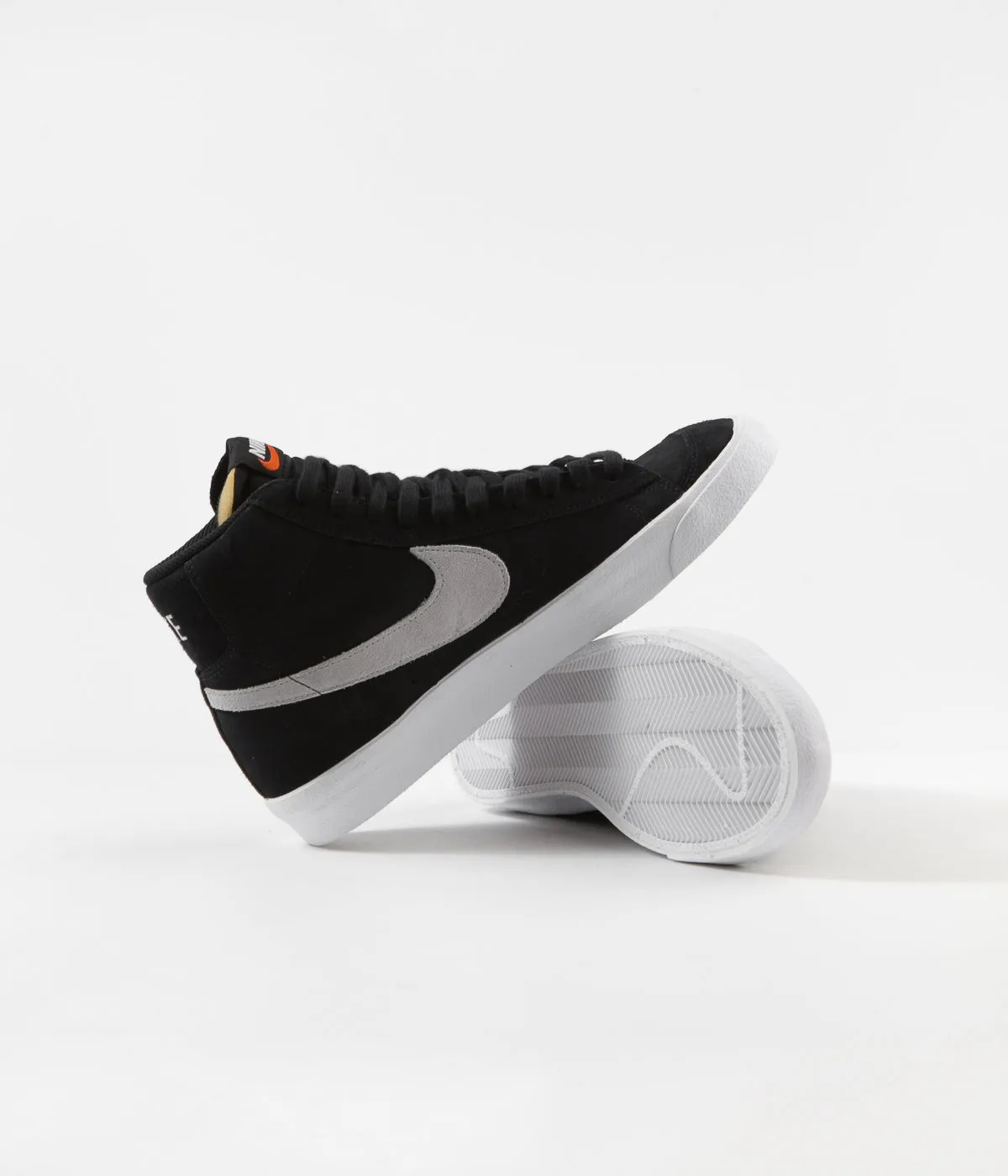 Nike Blazer Mid '77 Suede Shoes - Black / Photon Dust