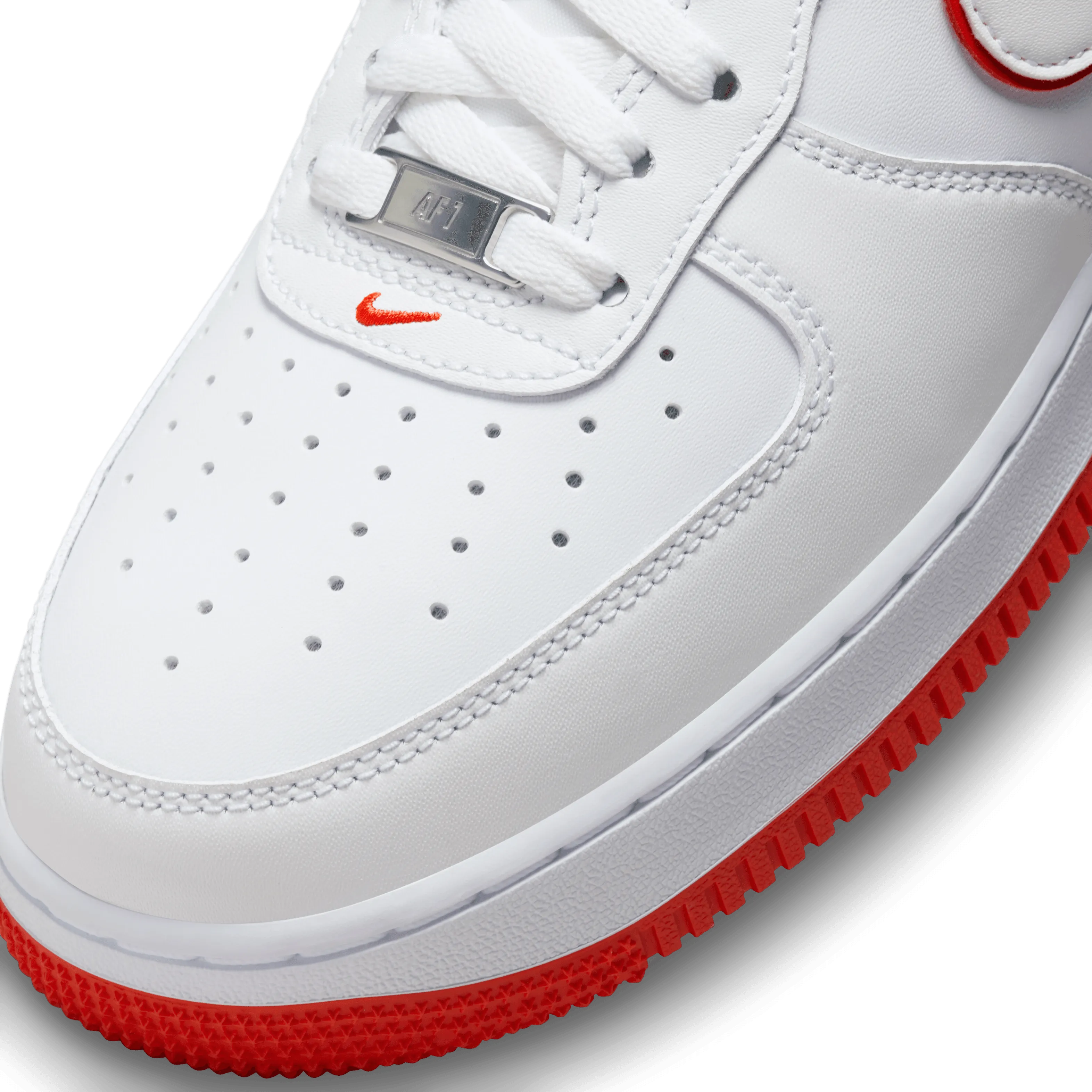 Nike - Men - Air Force 1 '07 - White/Pucante Red