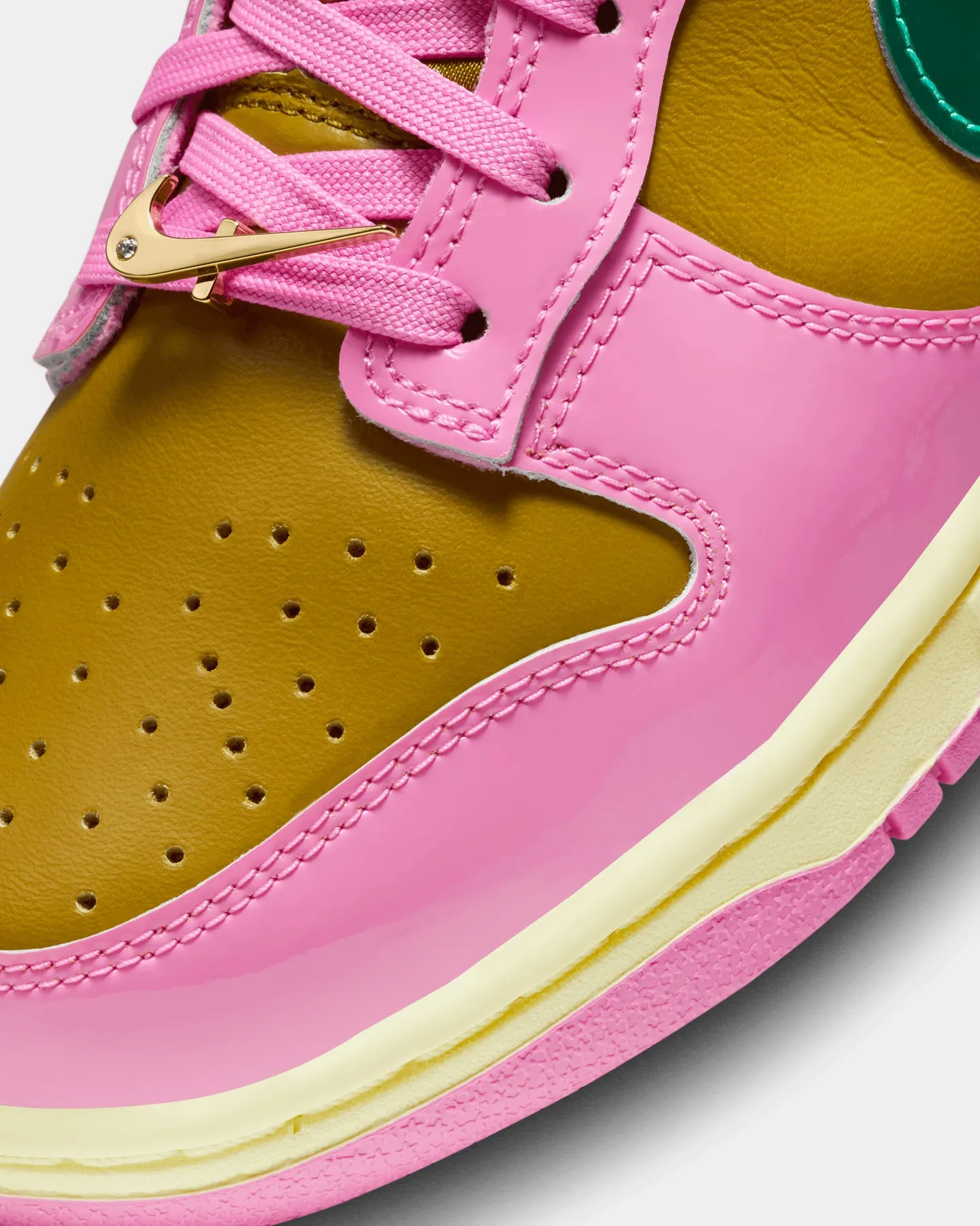 Nike Women's Dunk Low QS "Parris Goebel" Playful Pink/Multi Colour Bronzine