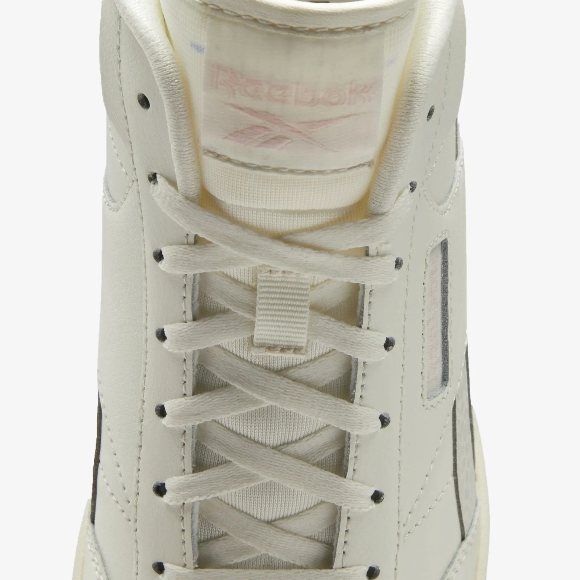 Reebok | CLUB HIGH TOP  { CHALK / PORCELAIN PINK