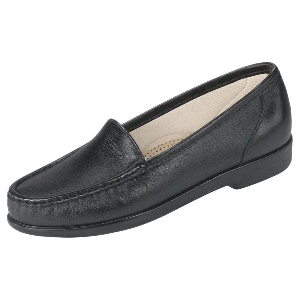 SAS Women's Simplify Slip-On Loafer in Black Wide