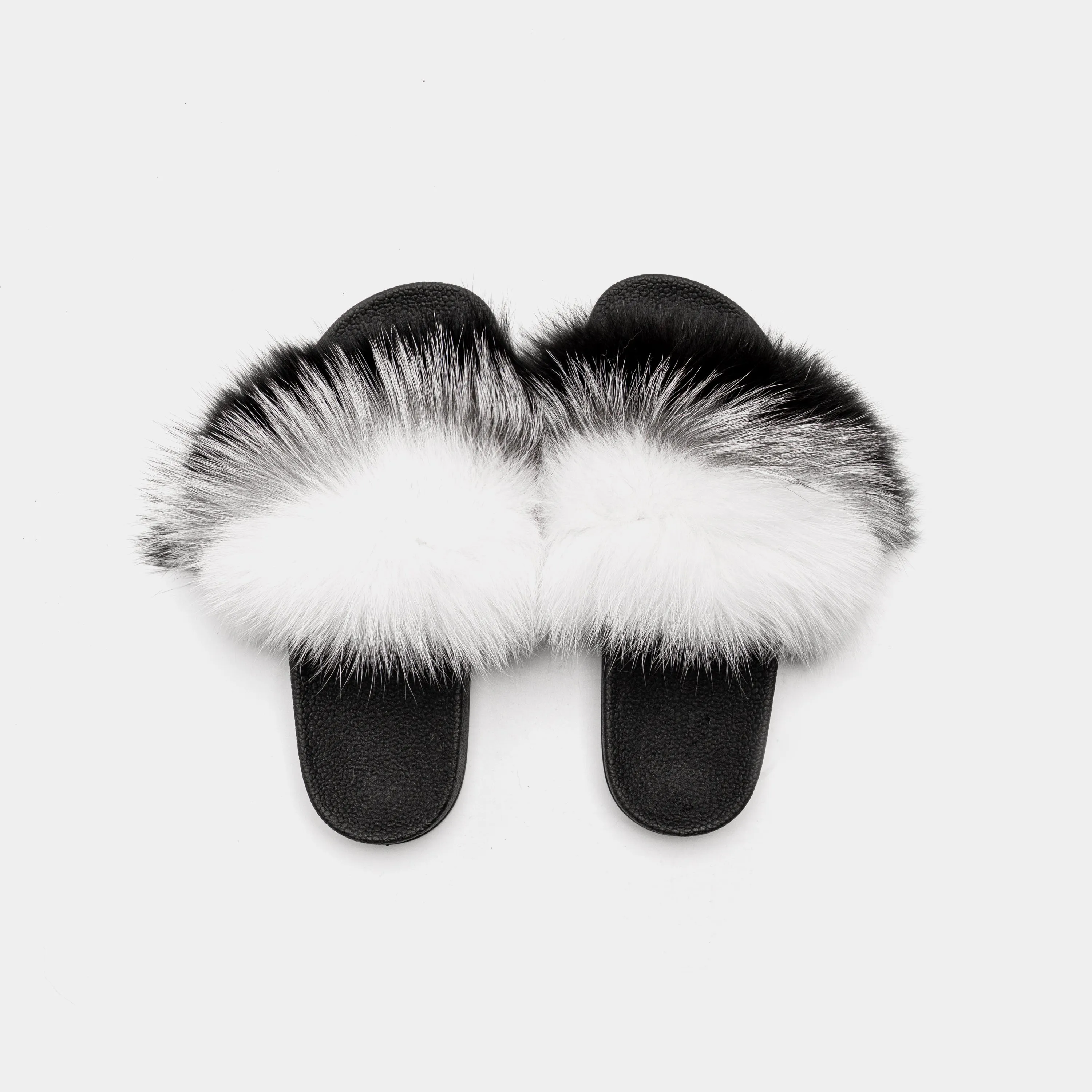 St. Moritz-Slipper With Black Grey Fox Hair & White