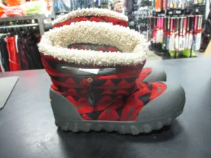 Used Bogs Snow Boots Kids Size 12