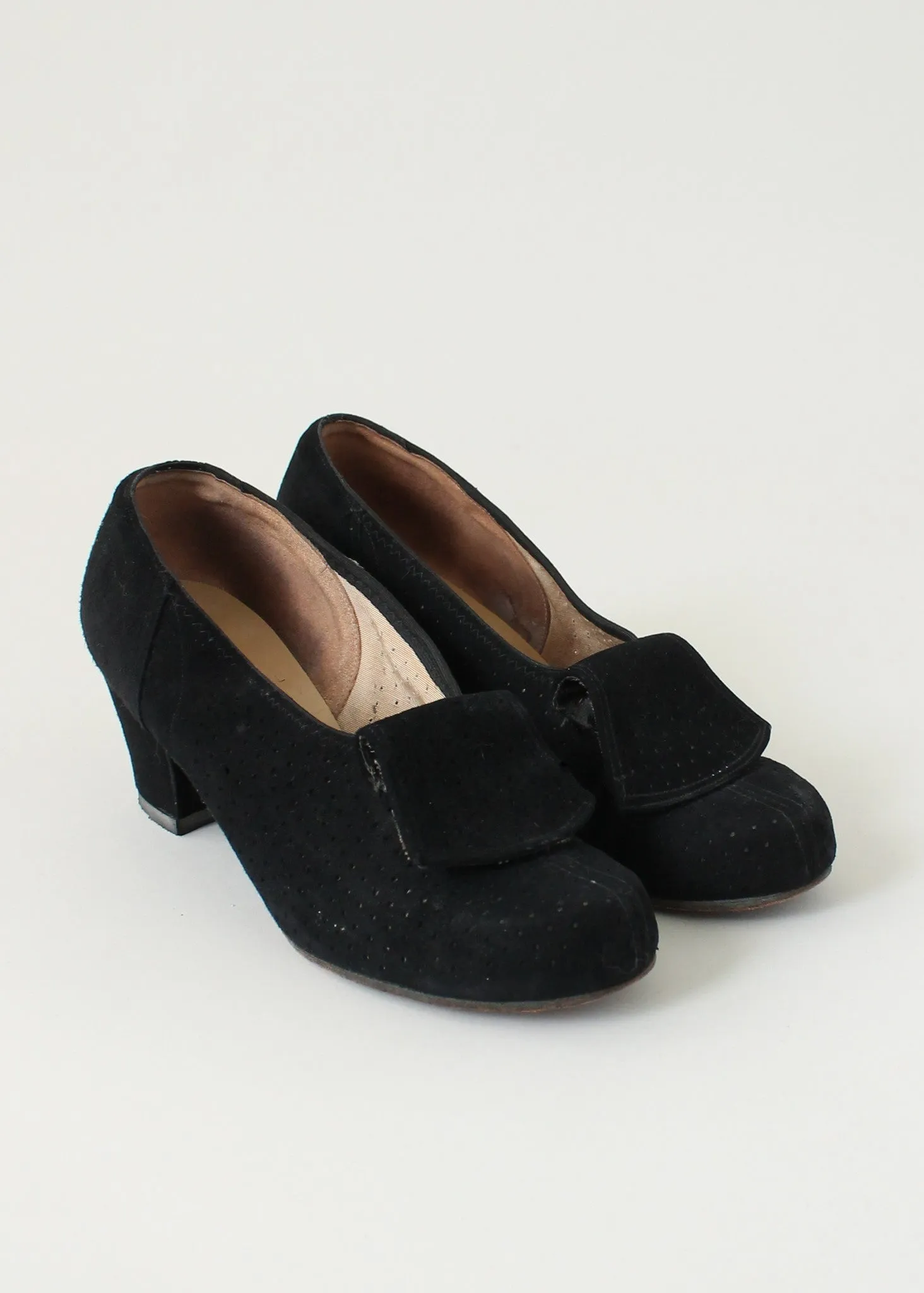 Vintage 1930s Black Art Deco Pumps